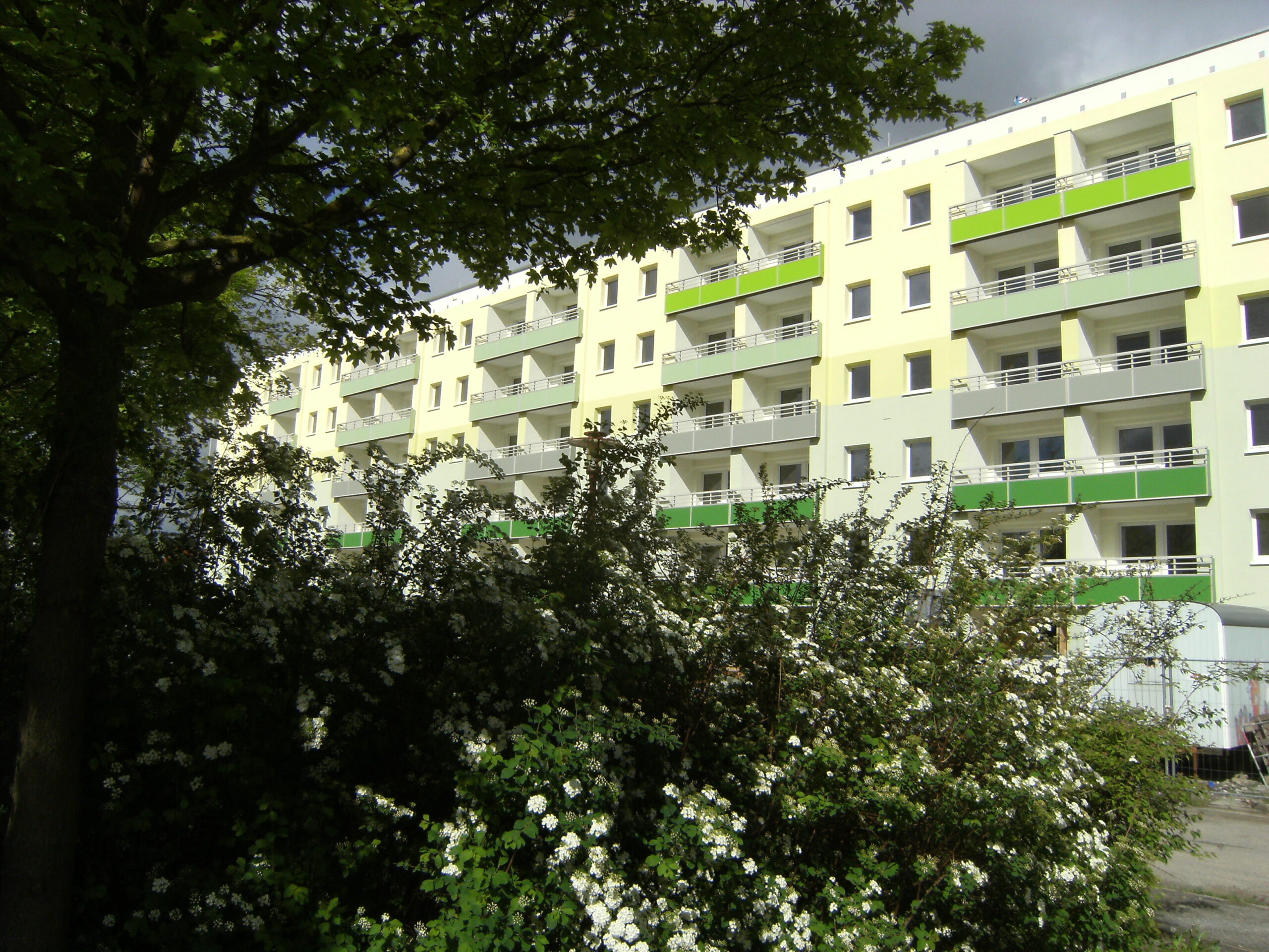 Sanierung Makarenkostraße 38 von außen
